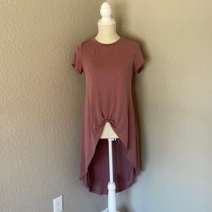 The Line of Style- Hi/Lo Tee